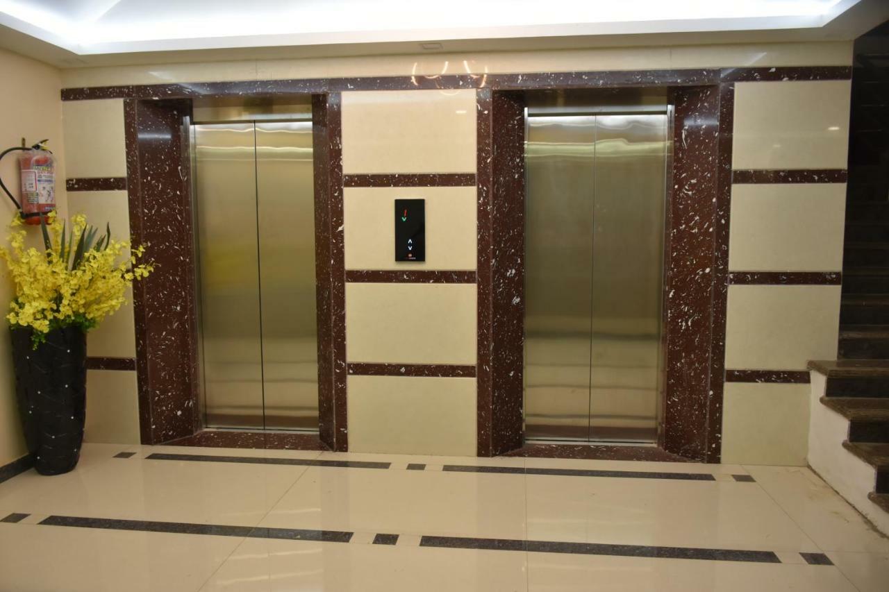 Sri Ram Hotel Тирунелвели Экстерьер фото